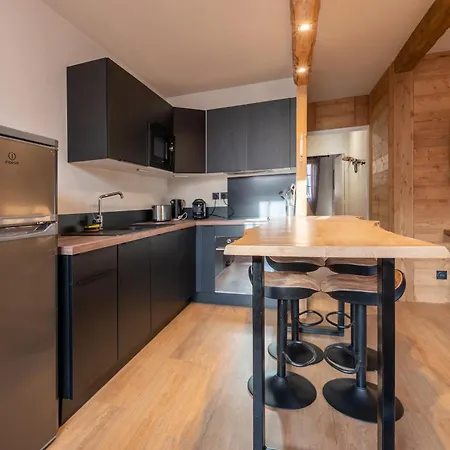 L'igloo - Balcon- Vue- Chic Pres St-lary דירה